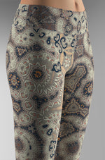 Cargar imagen en el visor de la galería, Paisley_P8
