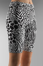 Cargar imagen en el visor de la galería, BW_Animal_Print_Collage_White
