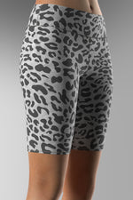 Cargar imagen en el visor de la galería, Leopard_Pattern_Grey

