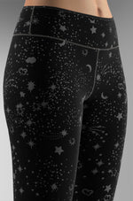 Cargar imagen en el visor de la galería, BW_Night_Sky_Black
