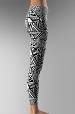 Cargar imagen en el visor de la galería, BW_Tribal_01_White
