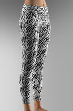 Cargar imagen en el visor de la galería, BW_Zebra_Micro_White
