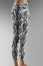 Cargar imagen en el visor de la galería, BW_Zebra_White
