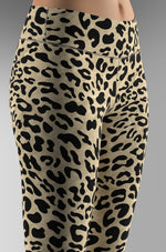 Cargar imagen en el visor de la galería, Leopard_Pattern_Unsat_Y
