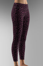 Cargar imagen en el visor de la galería, Leopard_Wine
