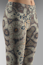 Cargar imagen en el visor de la galería, Paisley_P8
