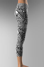 Cargar imagen en el visor de la galería, BW_Tribal_01_White

