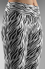 Cargar imagen en el visor de la galería, BW_Zebra_Micro_White
