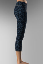Cargar imagen en el visor de la galería, Berenice_Deep_Blue
