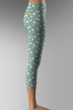 Cargar imagen en el visor de la galería, Daisies_Unsat_Green
