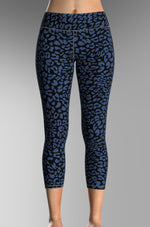Cargar imagen en el visor de la galería, Leopard_Blue
