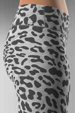 Cargar imagen en el visor de la galería, Leopard_Pattern_Grey
