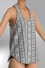 Cargar imagen en el visor de la galería, BW_Tribal_03_Micro_White
